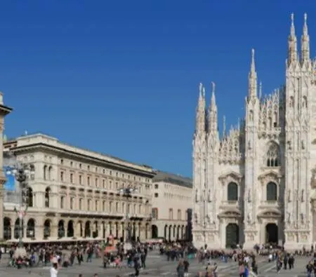 Duomo Cathedral 아파트 밀라노